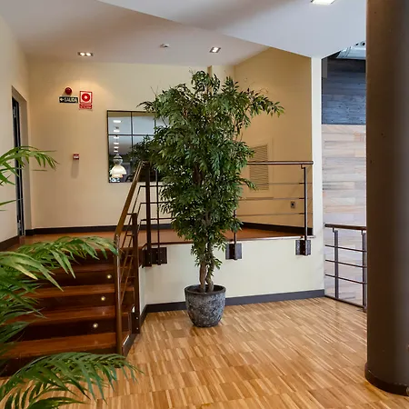 Ar Isabel De Farnesio Hotel 4*